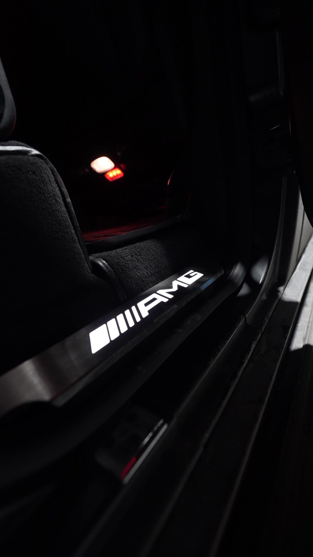 G-Wagon AMG — illuminated AMG door sill badge