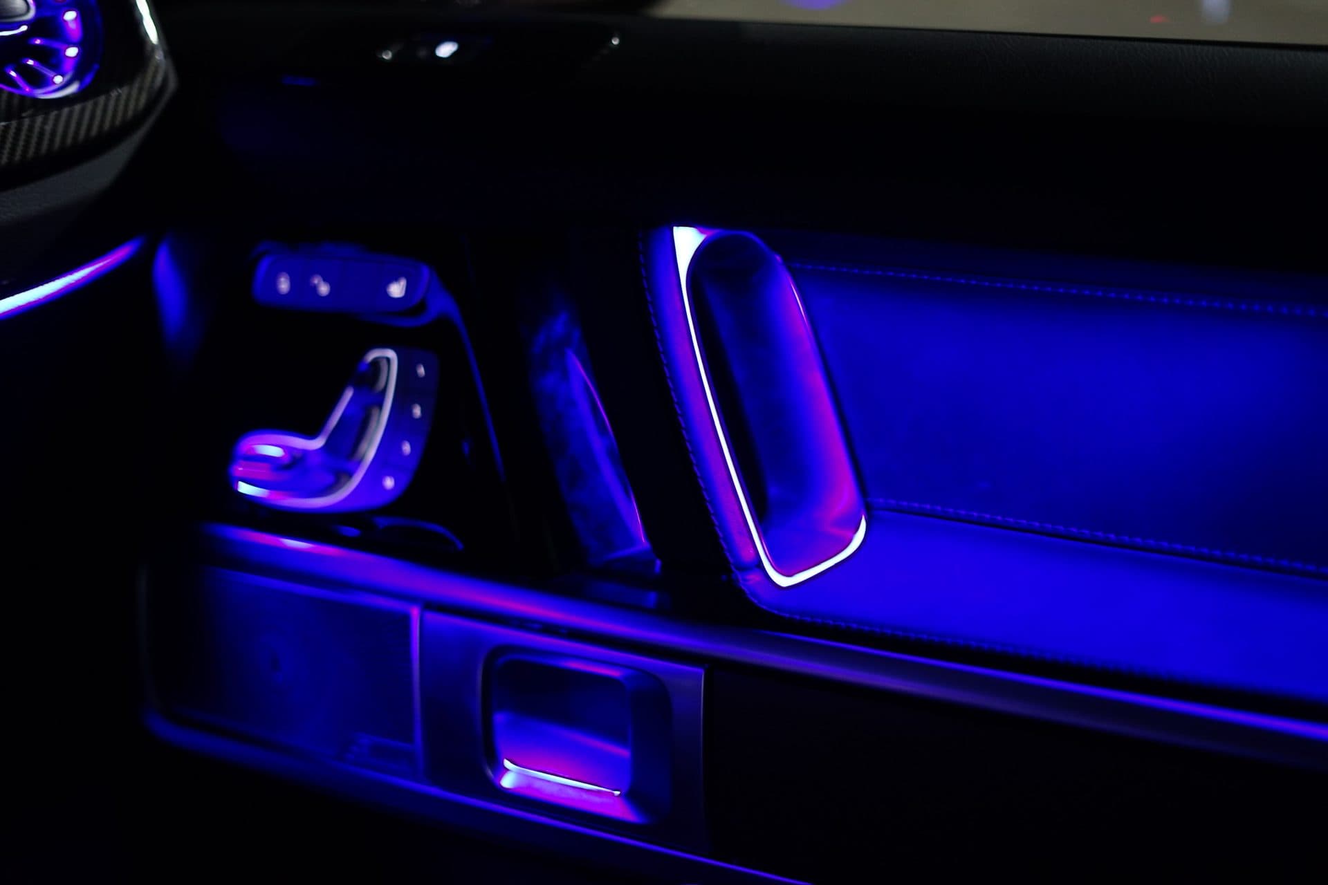 G-Wagon — interior door handle with ambient glow