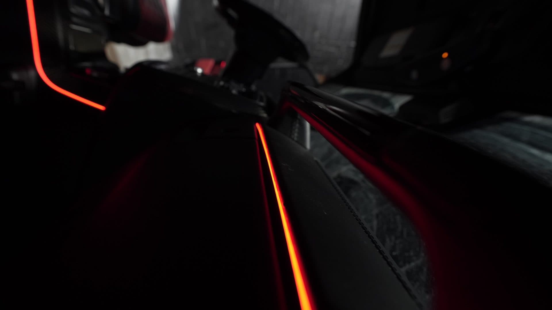 G-Wagon AMG — ambient strip running along door