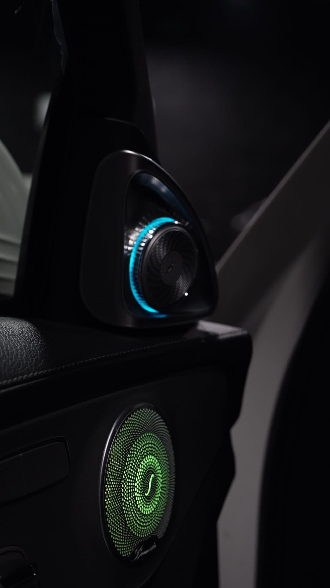 Mercedes — Burmester speaker glowing green